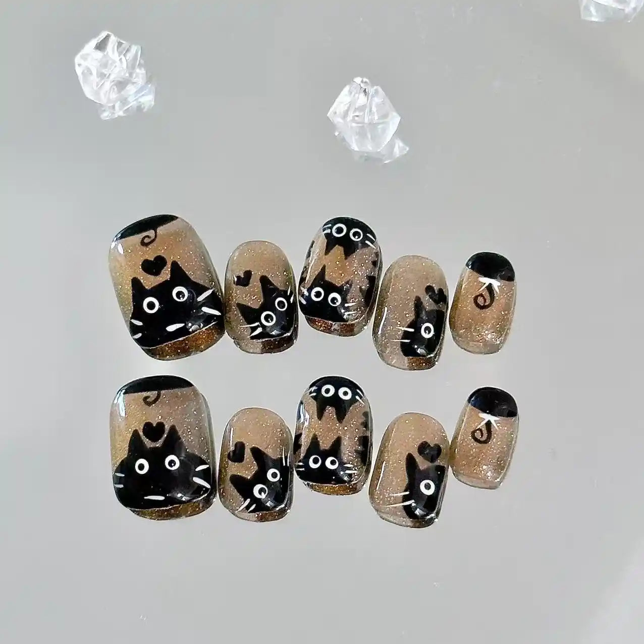 Cat Gathering Short Press On Nails