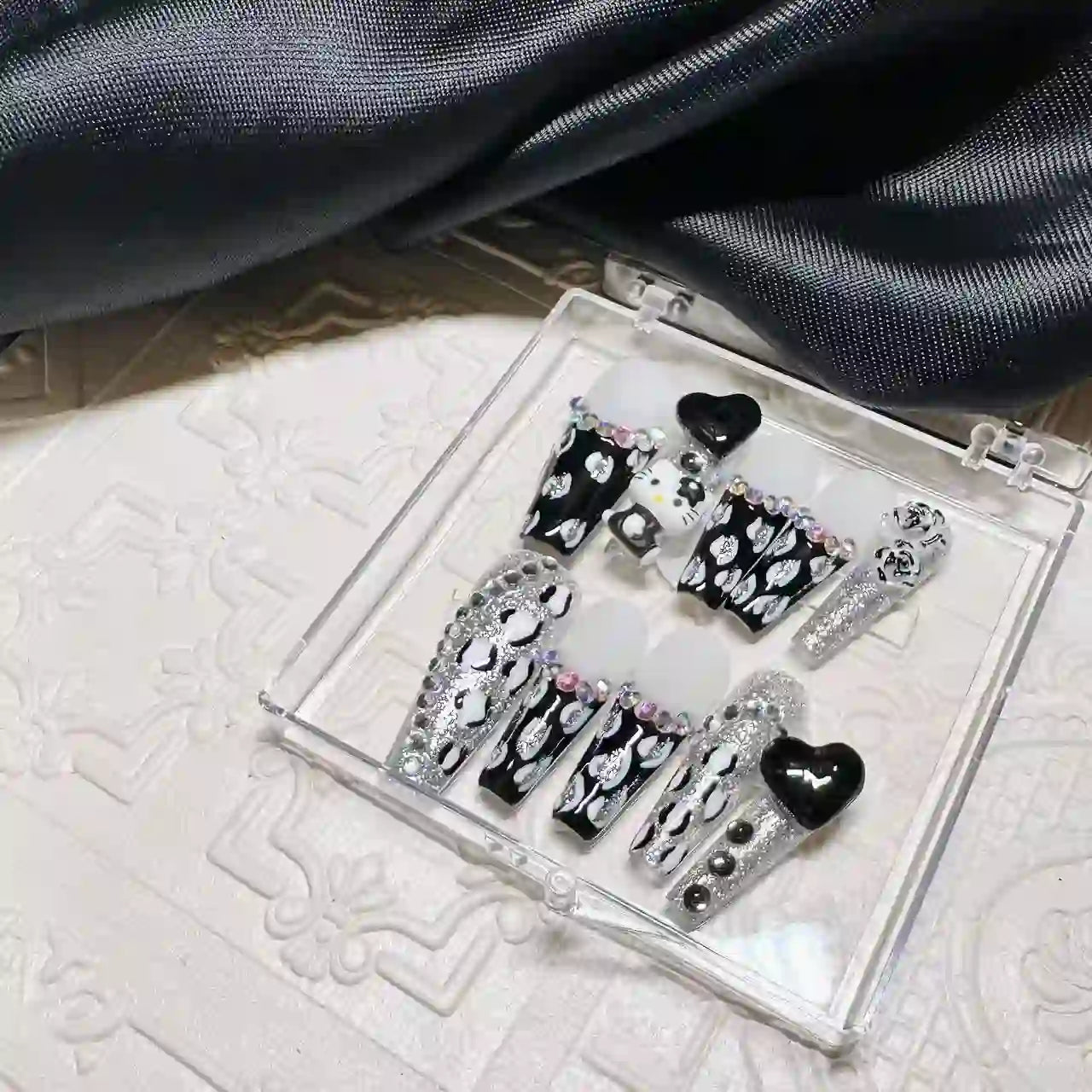 Leopard Print Hello Kitty Long Press ON Nails