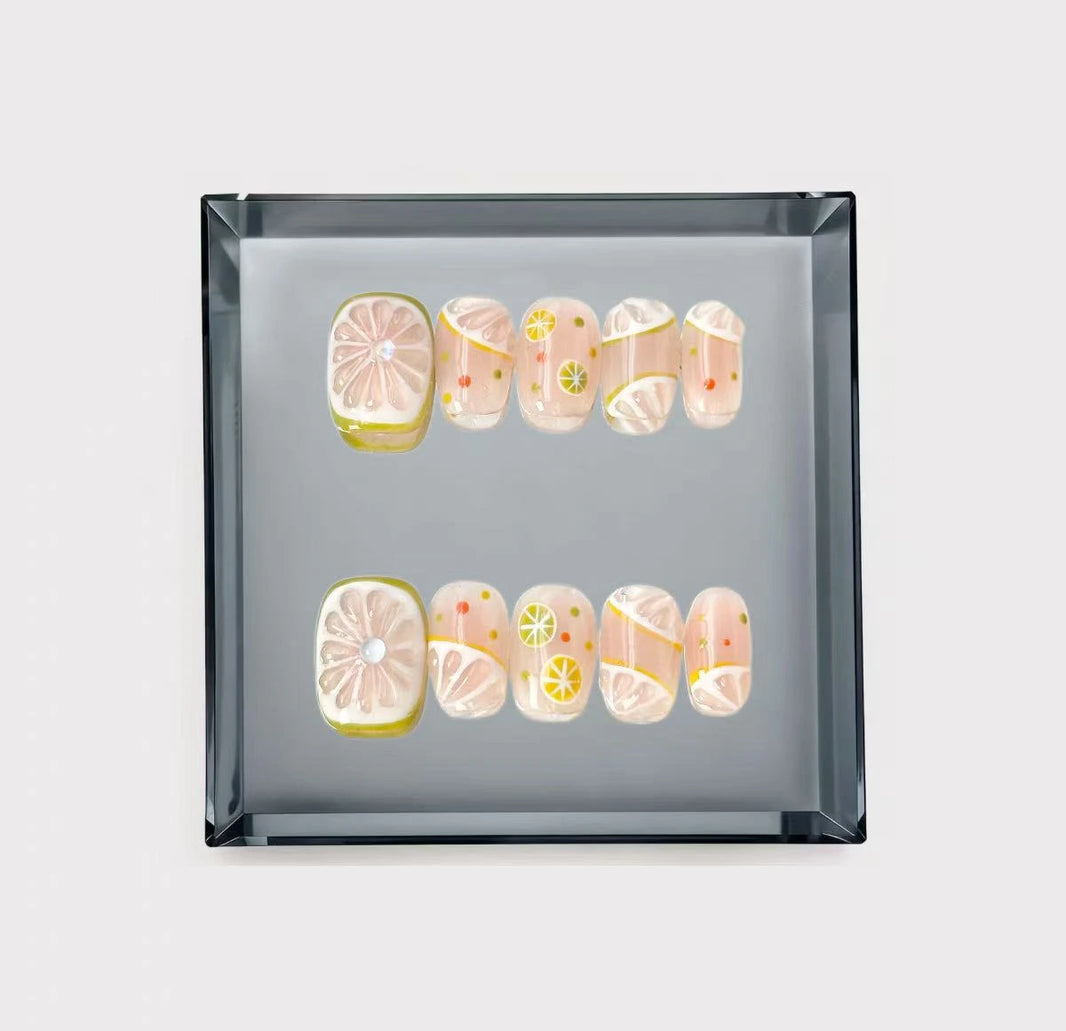 Sunkissed Citrus Splash Short Press On Nails