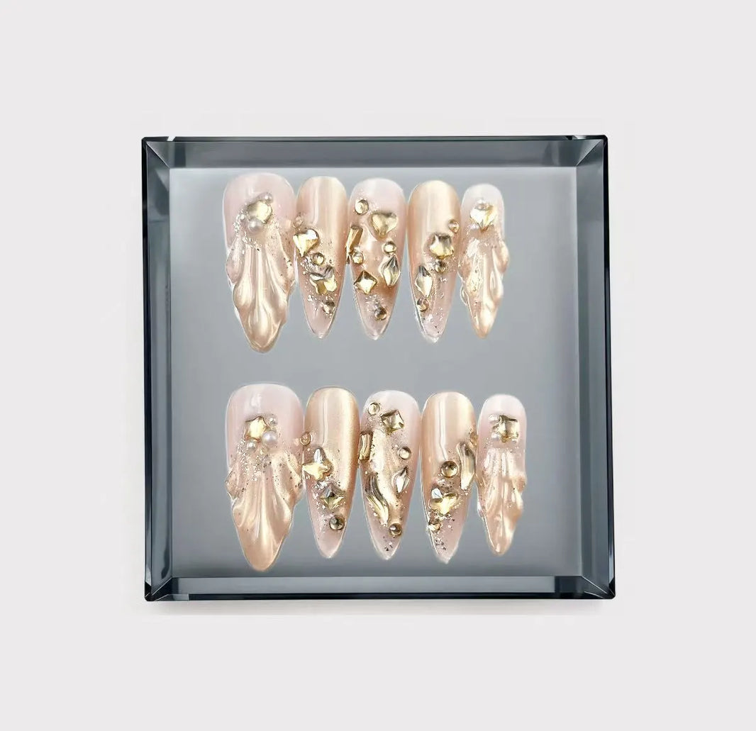 Golden Goddess Drip & Chrome Long Press On Nails