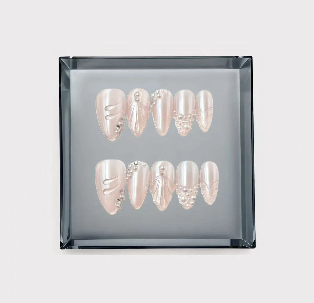 Iridescent Pearl Wave Long Press On Nails