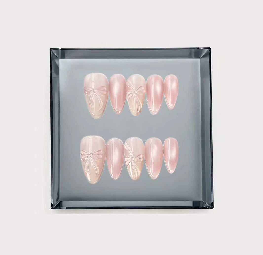 Coquette Bow Cat Eye Press On Nails