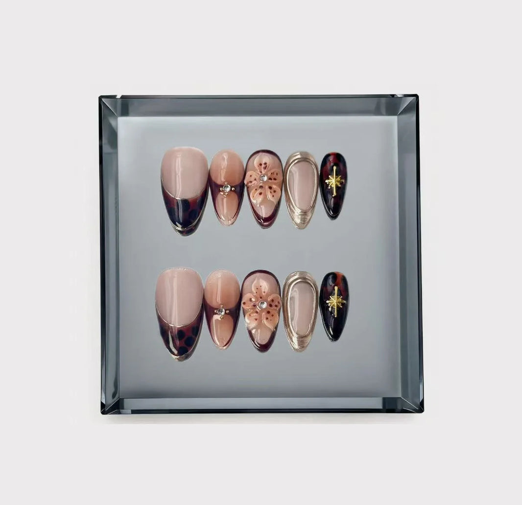 Vintage Tortoise & Bloom Press On Nails